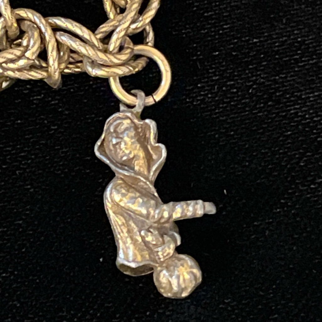Vintage Coro Charm Bracelet With Ten Different Charms Pre Loved — image 5 of 8